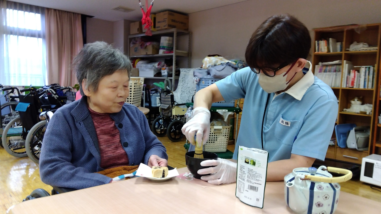 秋のお茶会（２Ｆ）